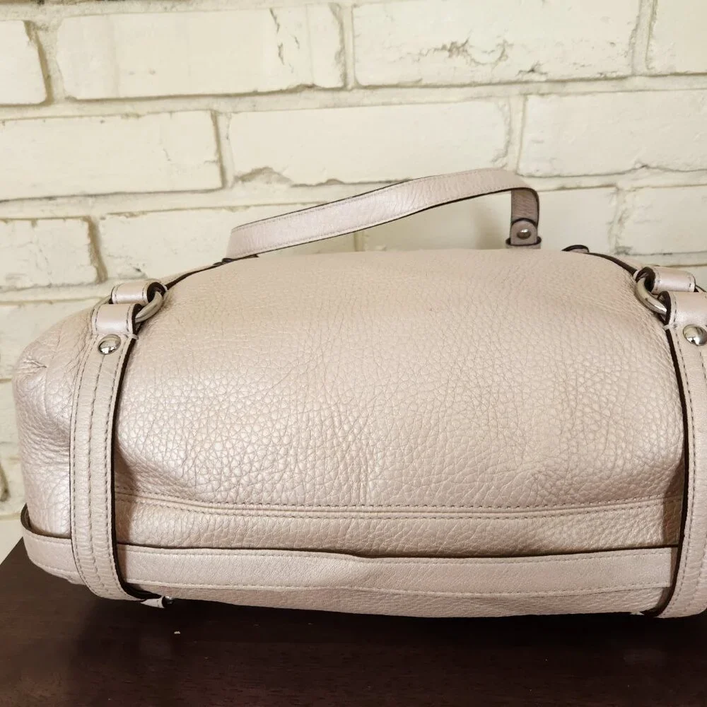 Euc Coach Alexadra Gold Leather Studded Shoulder Bag/Handbag